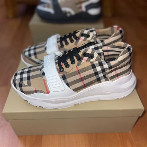 dhgate burberry shoes